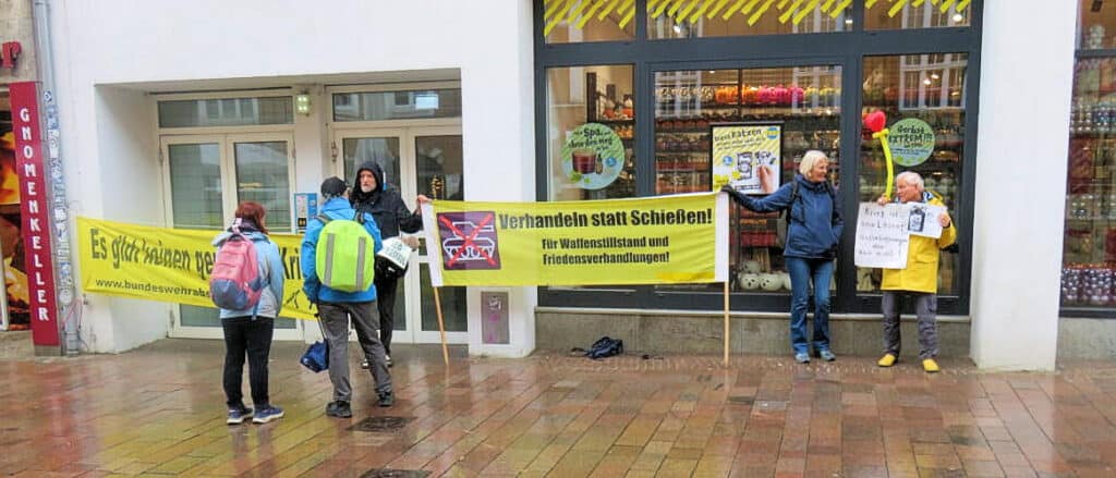 "Weigert euch Feinde zu sein"
